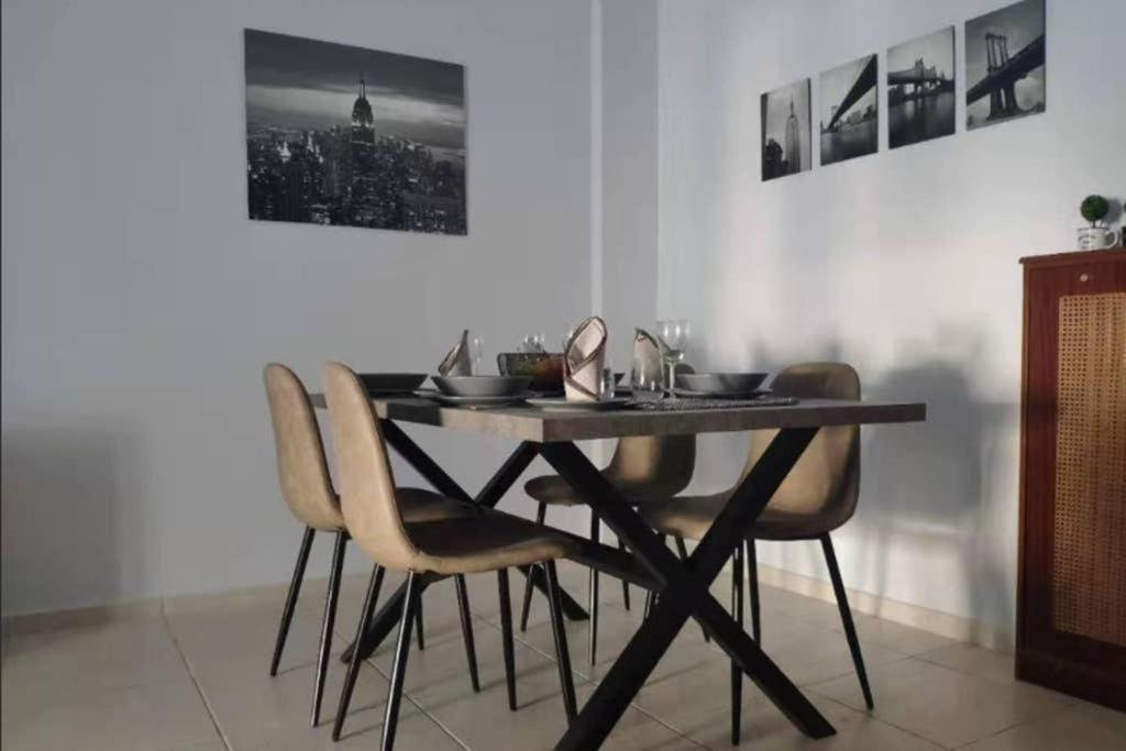 Galaxy Home Comfort Apartment In Piraeus Buitenkant foto